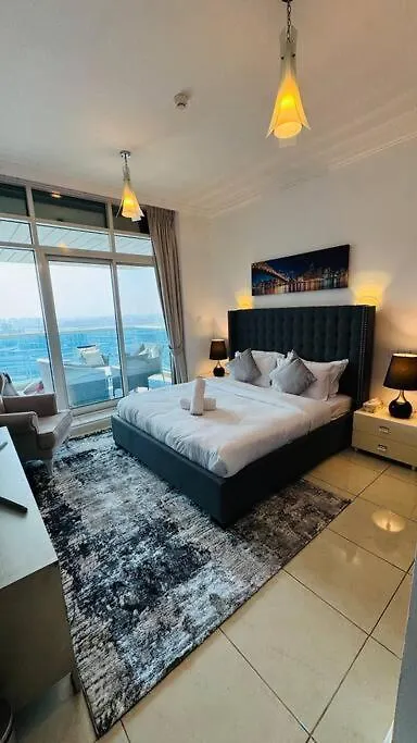 Elegant 2Br Apartment In The Heart Of Marina Dubai United Arab Emirates