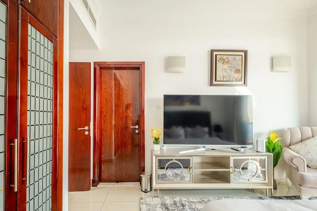 Elegant 2Br Apartment In The Heart Of Marina Dubai